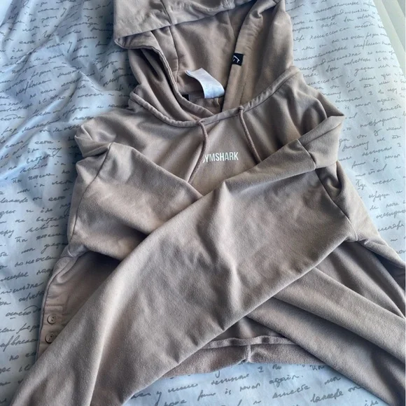 Gymshark Power Down Cropped Hoodie - Picture 4 of 5